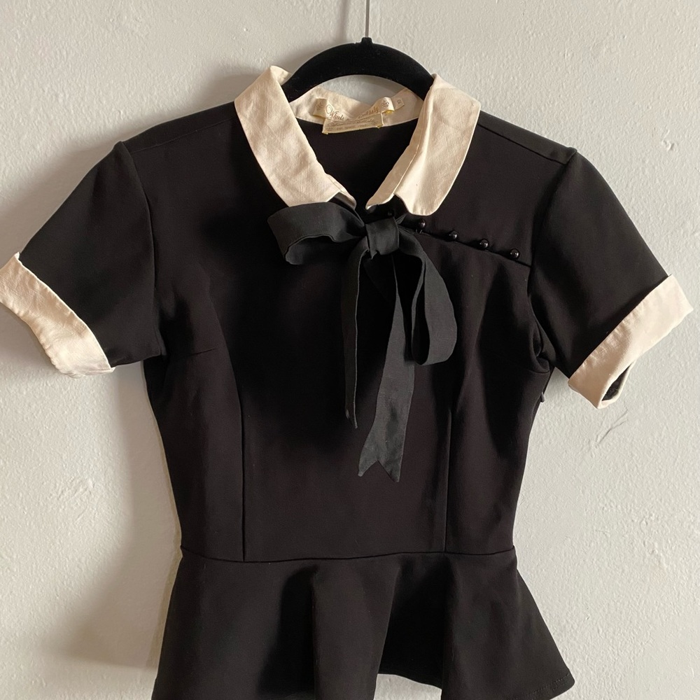 Elegant Black and Cream Women's Blouse with Bow Accent